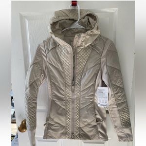 NWT ATHLETA store Rock Ridge Primaloft Jacket Abalone Grey Coat XXS